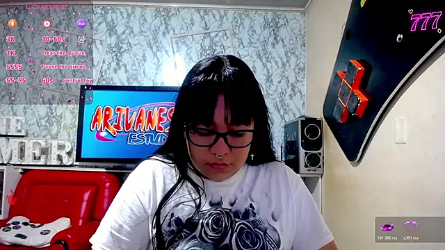 Snapshot of Xander_Taylor__ chatting on June 6, 2026, 3:11 am Xander Taylor online show from June 6, 2026, 3:11 am