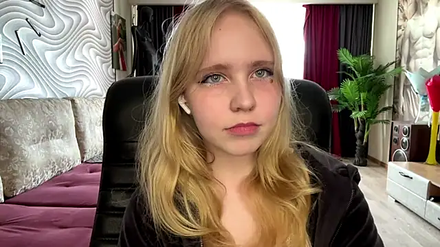 Snapshot of AnnyRocky chatting on June 11, 2026, 12:25 pm AnnyRocky online show from June 11, 2026, 12:25 pm