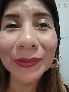 Snapshot of fire_mommy chatting on June 29, 2026, 7:58 pm fire mommy online show from June 29, 2026, 7:58 pm