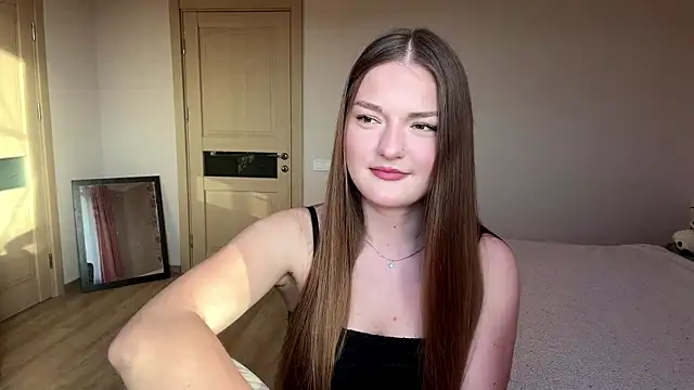 lizzzanatooo online show from May 28, 2026, 4:37 pm