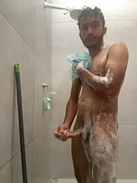 Snapshot of kmendes chatting on June 5, 2026, 12:00 pm kmendes online show from June 5, 2026, 12:00 pm