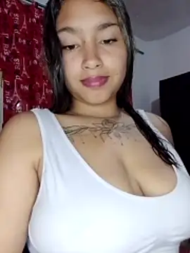 Snapshot of Evangeline_Salas chatting on June 14, 2026, 2:24 am Evangeline Salas online show from June 14, 2026, 2:24 am