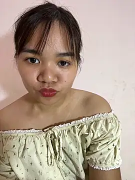Snapshot of Ari_baby9 chatting on June 2, 2026, 2:52 pm Ari baby9 online show from June 2, 2026, 2:52 pm