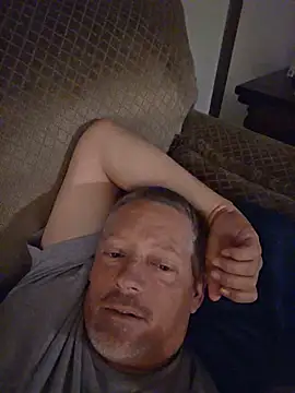 Snapshot of sassydaddy4u chatting on June 10, 2026, 6:01 am sassydaddy4u online show from June 10, 2026, 6:01 am