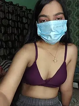 Snapshot of love_kaur chatting on June 16, 2026, 6:05 am love kaur online show from June 16, 2026, 6:05 am