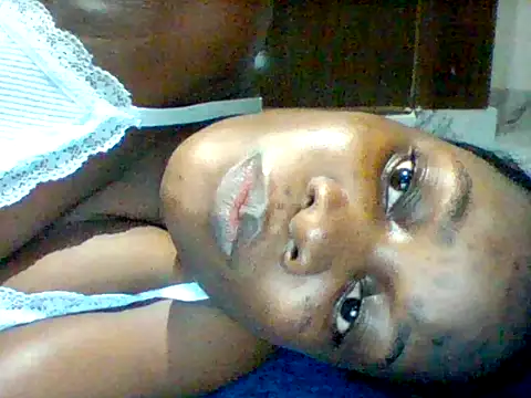 zainaxxxxx online show from June 17, 2026, 9:05 pm