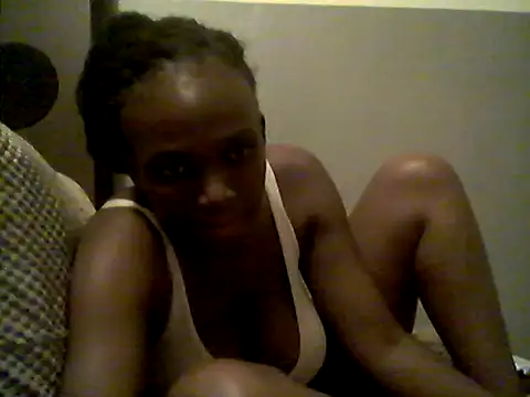 Snapshot of sweater_hot chatting on June 2, 2026, 7:27 pm sweater hot online show from June 2, 2026, 7:27 pm