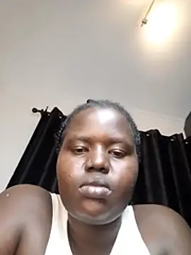 Snapshot of melaninglasskin chatting on June 12, 2026, 10:30 pm melaninglasskin online show from June 12, 2026, 10:30 pm
