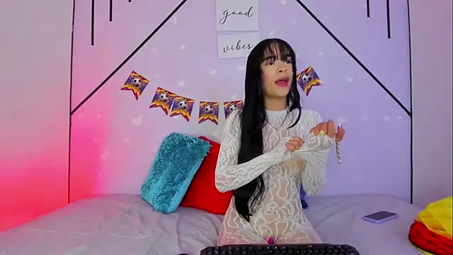 AmaiaHarpper online show from June 30, 2026, 12:50 pm