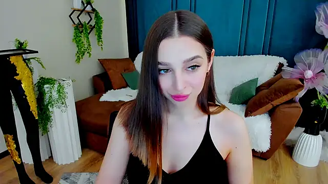 Snapshot of FlirtySpark chatting on June 24, 2026, 4:11 am FlirtySpark online show from June 24, 2026, 4:11 am