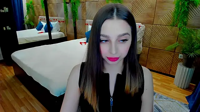 Snapshot of FlirtySpark chatting on June 25, 2026, 5:12 am FlirtySpark online show from June 25, 2026, 5:12 am