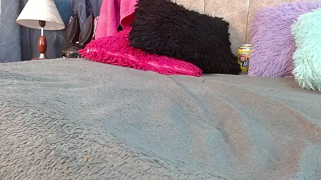 Anita slut Dirtyy online show from July 9, 2026, 3:49 pm
