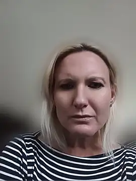 Isabelle Cora online show from June 20, 2026, 2:20 pm