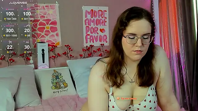 Snapshot of KristinaMay chatting on June 2, 2026, 2:02 am KristinaMay online show from June 2, 2026, 2:02 am