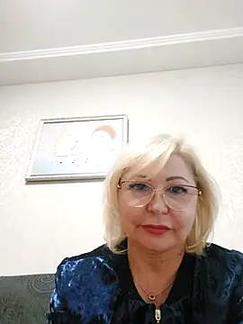 MilaLoveX online show from June 1, 2026, 2:08 pm
