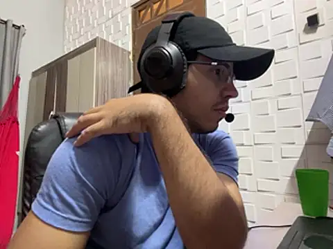 Snapshot of Fer_Ti chatting on June 23, 2026, 11:08 am Fer Ti online show from June 23, 2026, 11:08 am