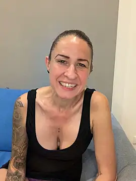 Snapshot of GermanMilfJasmin chatting on June 13, 2026, 8:29 pm GermanMilfJasmin online show from June 13, 2026, 8:29 pm