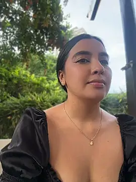 HaileyBieber  online show from June 22, 2026, 10:40 pm