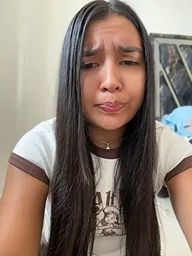 HaileyBieber  online show from July 15, 2026, 3:50 pm