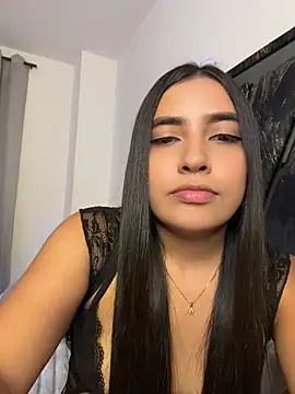 HaileyBieber  online show from July 23, 2026, 11:35 pm
