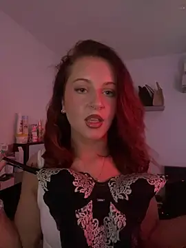 PoisonIvy x online show from June 3, 2026, 1:36 pm