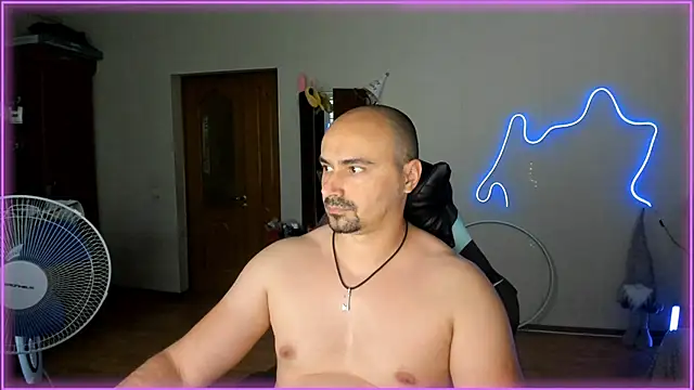 Snapshot of -SexyDaddy- chatting on June 15, 2026, 4:20 pm -SexyDaddy- online show from June 15, 2026, 4:20 pm