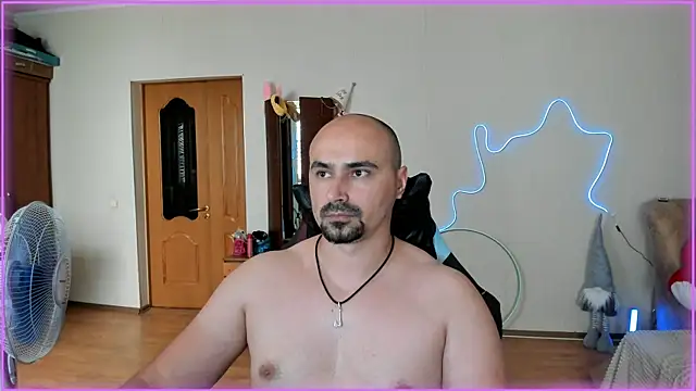 Snapshot of -SexyDaddy- chatting on June 24, 2026, 12:59 pm -SexyDaddy- online show from June 24, 2026, 12:59 pm