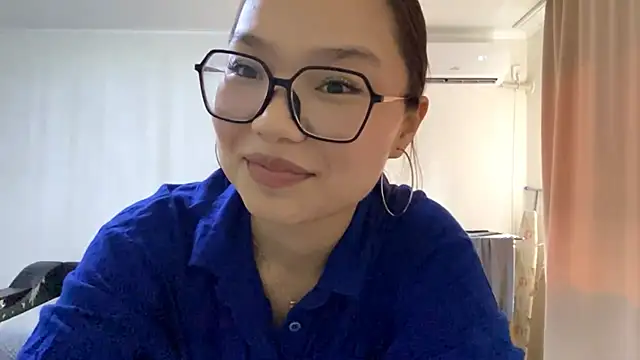LightMarou online show from June 5, 2026, 1:06 pm