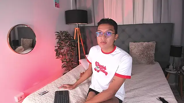 Snapshot of Camilo_Santoss chatting on June 11, 2026, 1:09 pm Camilo Santoss online show from June 11, 2026, 1:09 pm