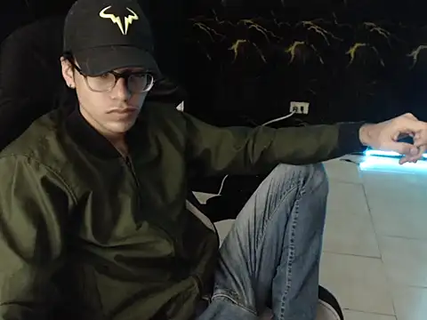 draven sex online show from June 4, 2026, 7:42 pm