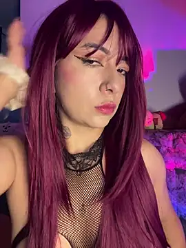 arilynn  online show from July 13, 2026, 5:21 am