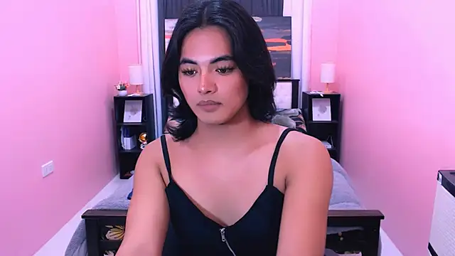 Snapshot of MiamoreAmara69 chatting on June 15, 2026, 10:01 pm MiamoreAmara69 online show from June 15, 2026, 10:01 pm
