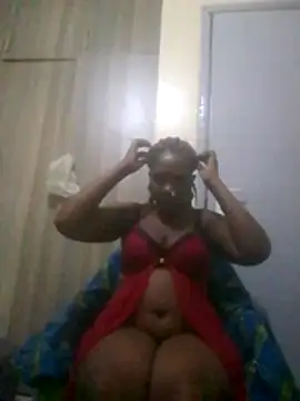 Creamymom4 online show from July 24, 2026, 5:44 pm