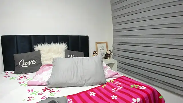 Snapshot of Bianca_seduction chatting on July 17, 2026, 2:18 am Bianca seduction online show from July 17, 2026, 2:18 am