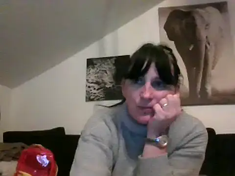 sexujuly88 online show from September 26, 2025, 9:08 pm