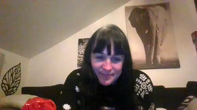 sexujuly88 online show from December 2, 2025, 10:05 pm