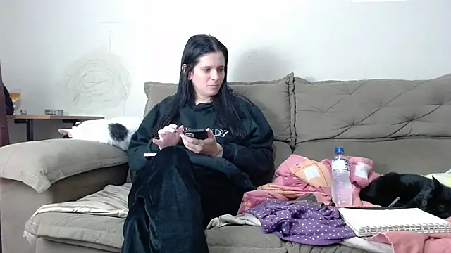 Snapshot of NinaMendes chatting on July 16, 2026, 10:05 pm NinaMendes online show from July 16, 2026, 10:05 pm