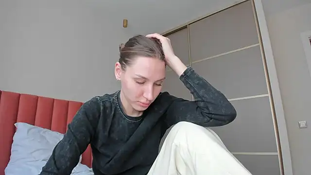 SofiClimbing online show from February 11, 2025, 6:51 am