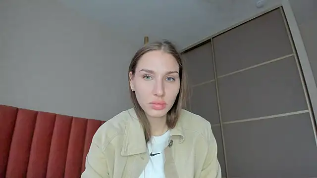 SofiClimbing online show from March 21, 2025, 11:55 am