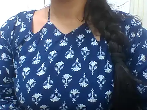 Snapshot of White_Sparrow1 chatting on June 1, 2026, 9:00 am White Sparrow1 online show from June 1, 2026, 9:00 am