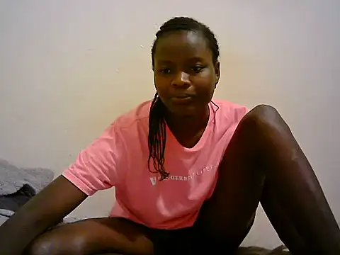 Snapshot of BerryJulie chatting on July 6, 2026, 4:31 pm BerryJulie online show from July 6, 2026, 4:31 pm