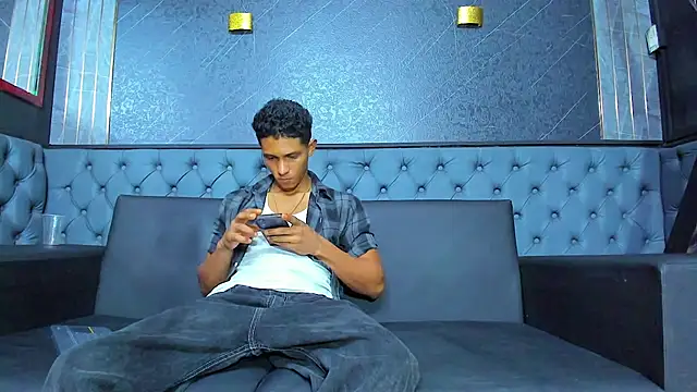 Snapshot of Yoel_Blessed chatting on July 20, 2026, 11:34 am Yoel Blessed online show from July 20, 2026, 11:34 am