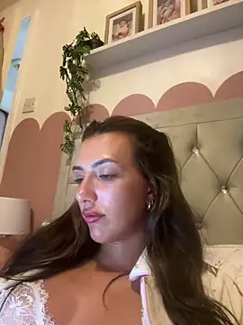 Snapshot of Regan_x24 chatting on June 2, 2026, 10:56 pm Regan x24 online show from June 2, 2026, 10:56 pm