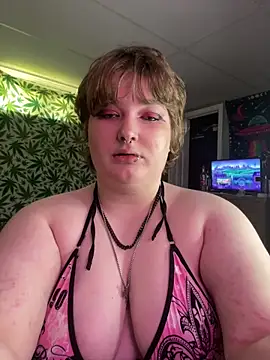 MollyStonez4200 online show from June 5, 2026, 10:15 pm