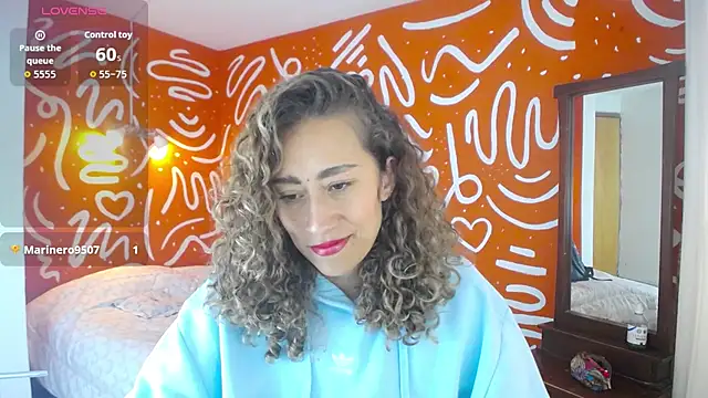 Snapshot of afrodita_marin chatting on June 17, 2026, 6:53 pm afrodita marin online show from June 17, 2026, 6:53 pm