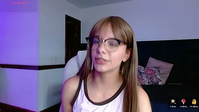 Snapshot of Peytongh_ chatting on June 13, 2026, 7:23 pm Peytongh online show from June 13, 2026, 7:23 pm