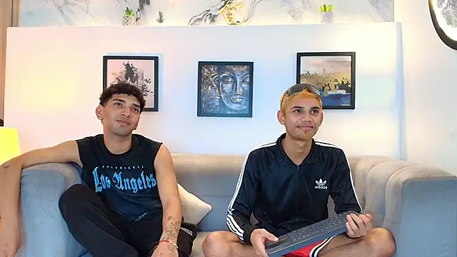 BLONDON BOYS1 online show from June 2, 2026, 7:38 pm