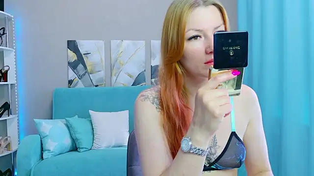 Redhead Vixen   online show from July 3, 2026, 1:12 am