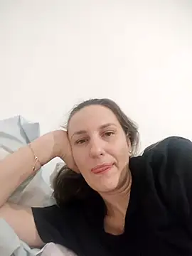 Yevgeshka-Milashka online show from November 27, 2025, 8:11 pm