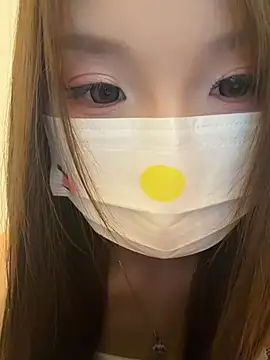 Snapshot of QIQI-QIQI-01 chatting on June 24, 2026, 12:26 pm QIQI-QIQI-01 online show from June 24, 2026, 12:26 pm
